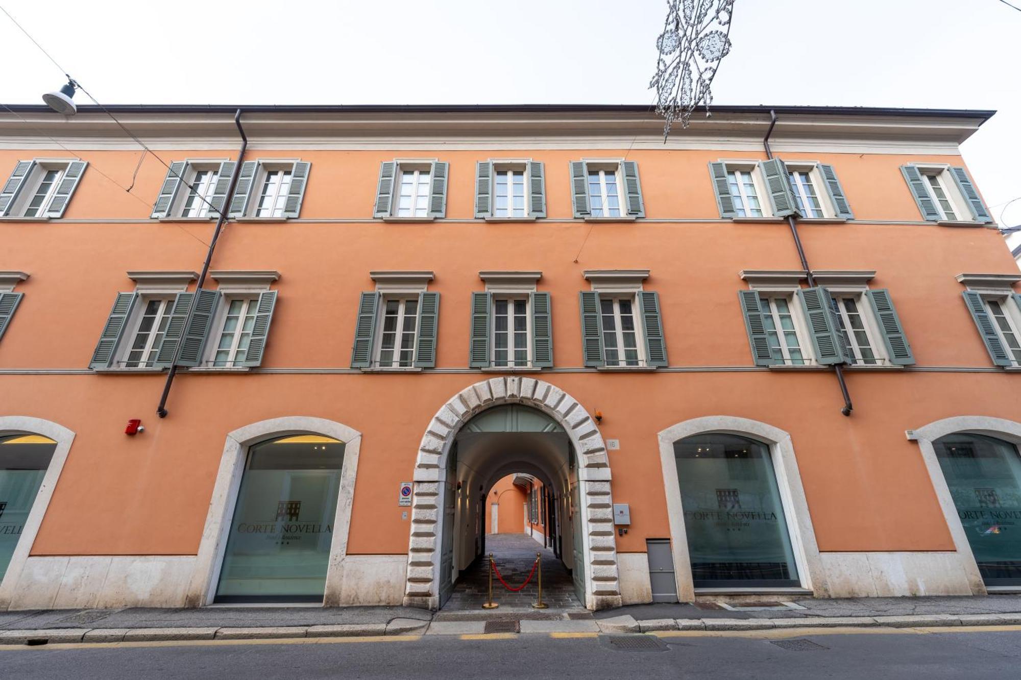 Corte Novella Hotel & Residence ブレシア エクステリア 写真